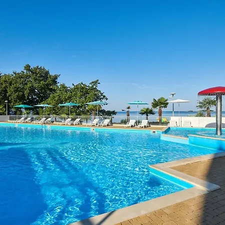 Holiday park Sunny Mobile Homes Bijela Uvala