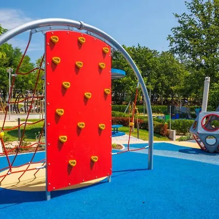 Sunny Mobile Homes Bijela Uvala פארק נופש Mugeba