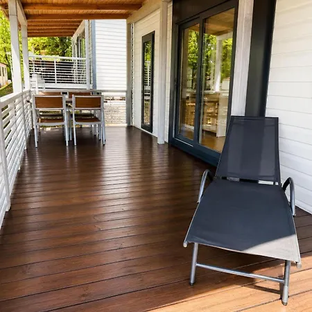 Sunny Mobile Homes Bijela Uvala פארק נופש Mugeba