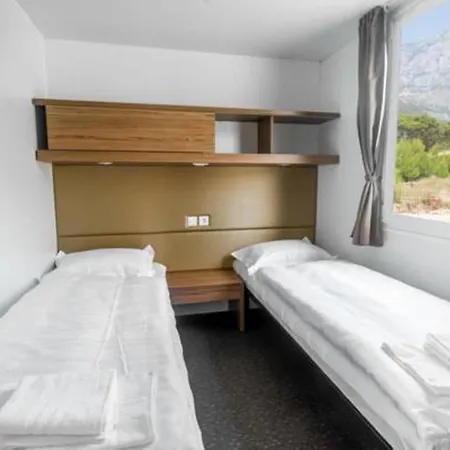 Sunny Mobile Homes Bijela Uvala פארק נופש Mugeba