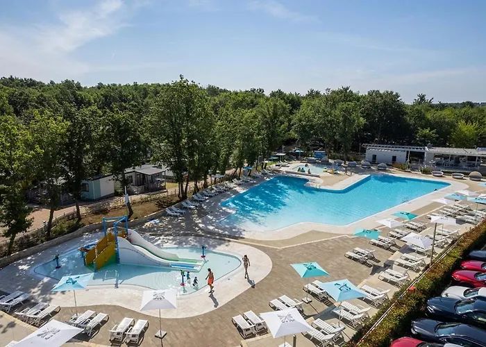 Sunny Mobile Homes Bijela Uvala Vakantiepark Mugeba