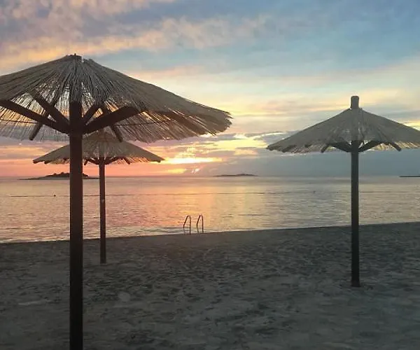 Sunny Mobile Homes Bijela Uvala 4* Mugeba